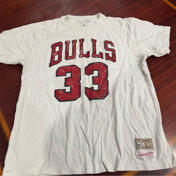 Mitchell & Ness Other - Chicago Bulls Scotty Pippen Shirt Jersey